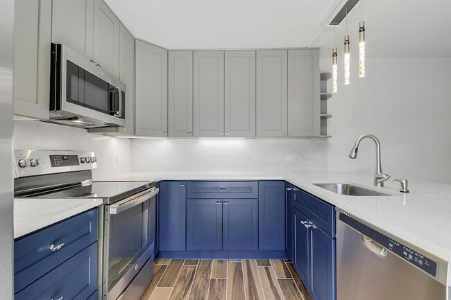 Photo - 2324 23rd Ct