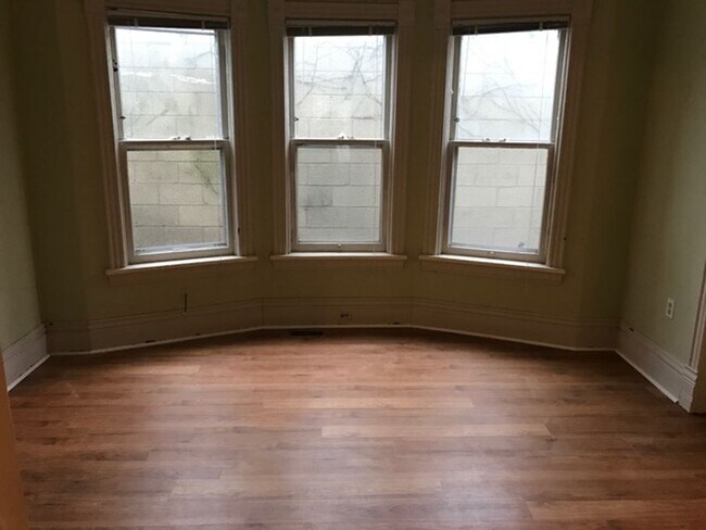 Photo - 2065 Winnebago St Unit 1