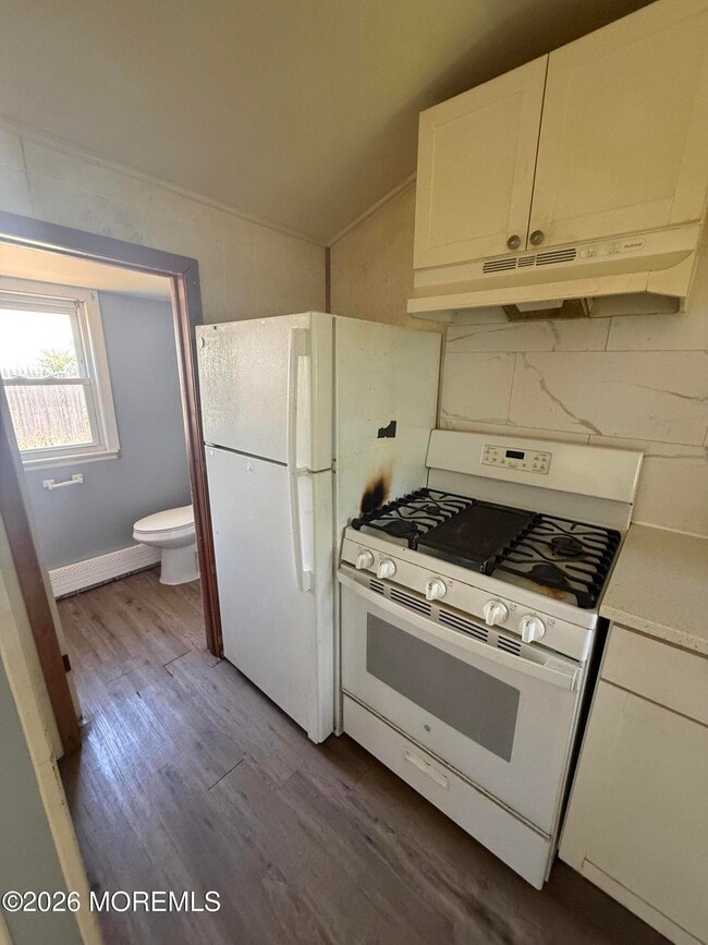 Photo - 227 Seeley Ave