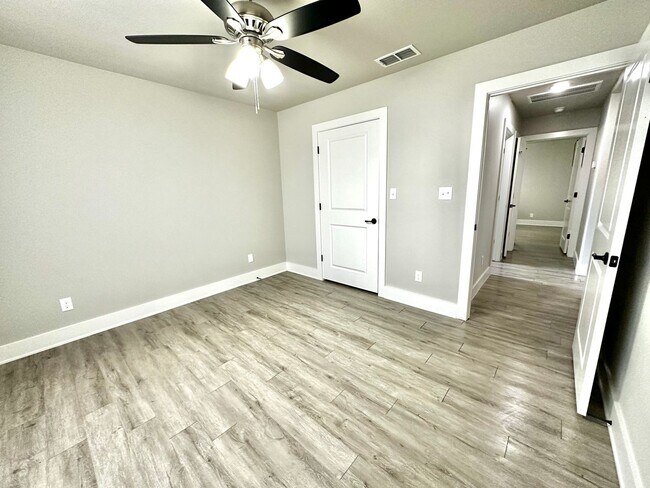 Photo - Like new property