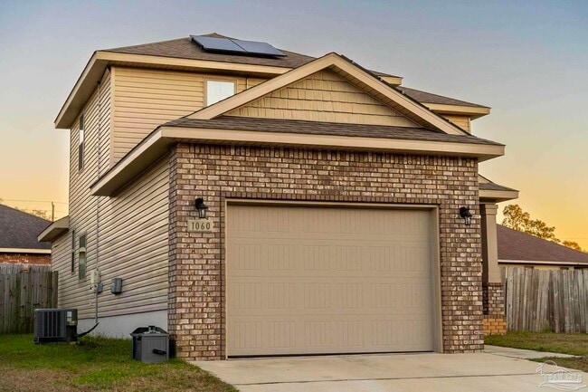 Photo - 1060 Bretts Way