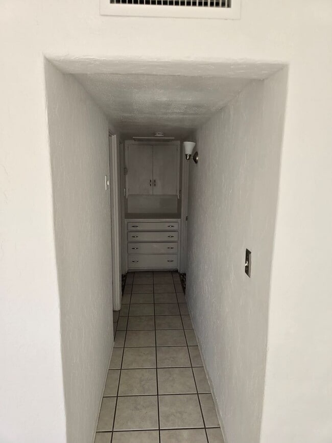 Photo - pm0133 Unit 3
