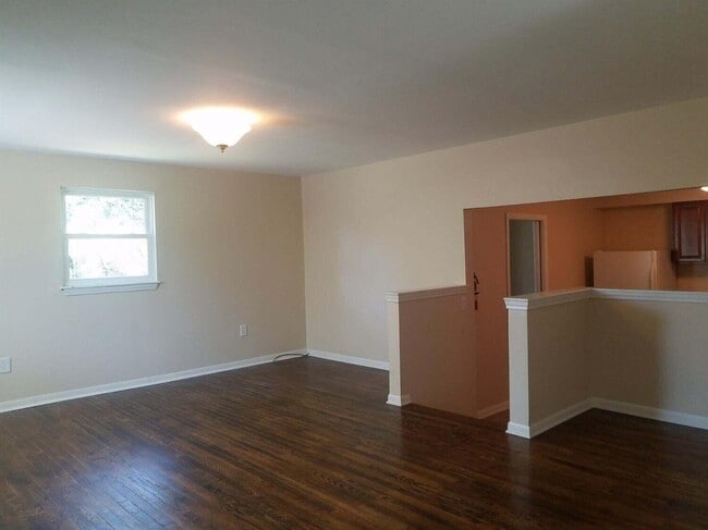Photo - 1420 Gattegno St