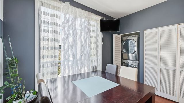 Photo - 510 W Elm St Unit 1033