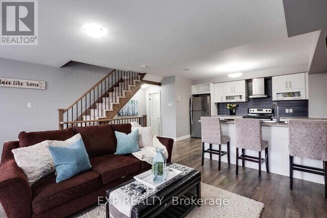 Photo - 9 Pallock Hill Way