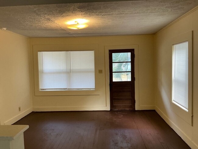 Photo - 821 Pearlie Bowden Dr