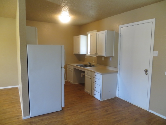 Mesquite Village Apartments - Mesquite Village Apartments