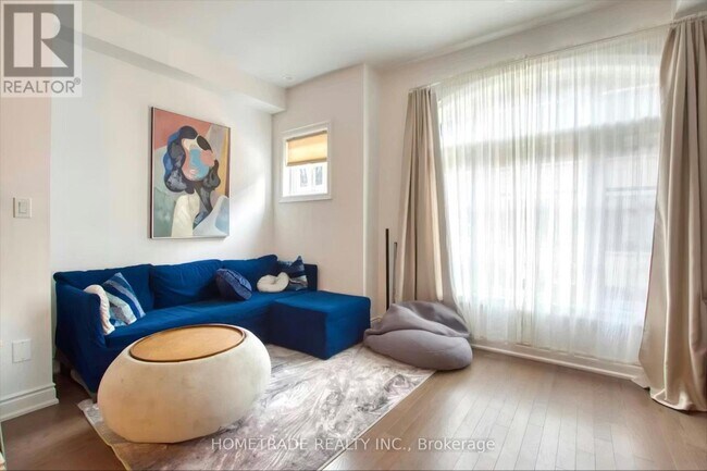 Photo - 40 Lunar Cres