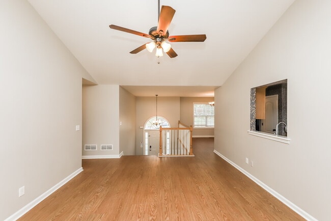 Photo - 7872 Newport Dr