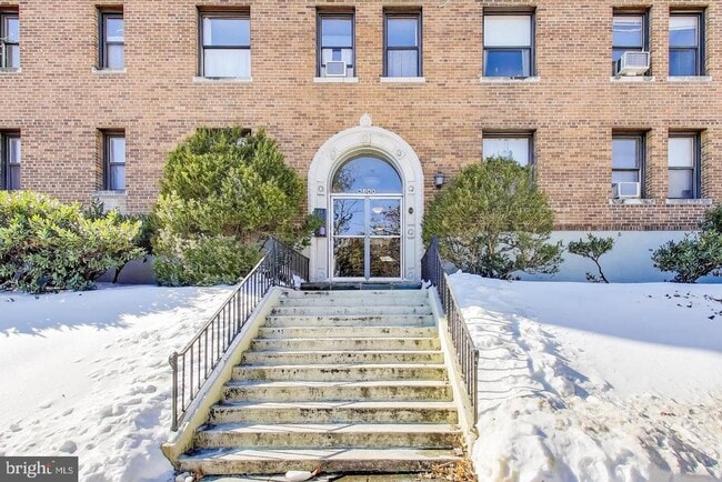Photo - 3600 Connecticut Ave NW Unit 405