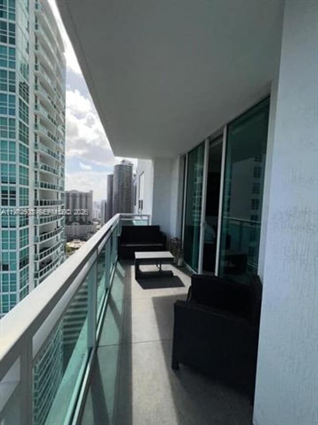 Photo - 950 Brickell Bay Dr Unit 950 Brickell Bay Dr  3105