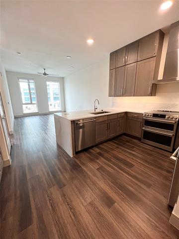 Photo - 7805 Communications Pkwy Unidad 1222