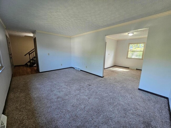 Photo - 6648 Kennerdown St