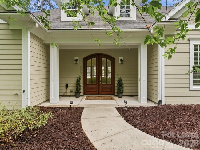 Photo - 505 Stonemarker Rd