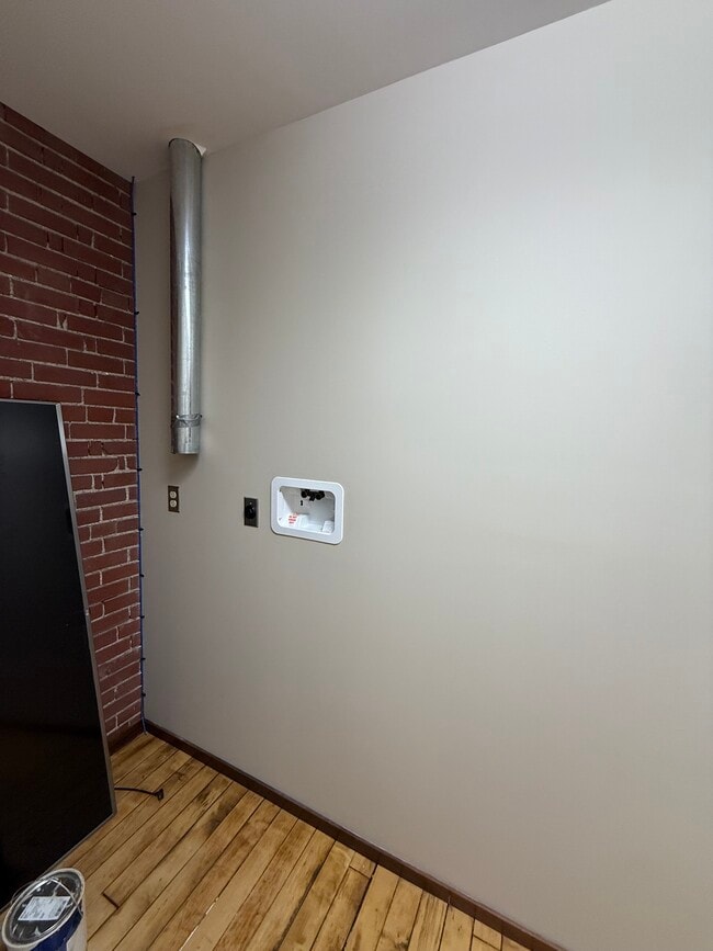 Washer/Dryer Connection - 26 N 3rd St Unit B