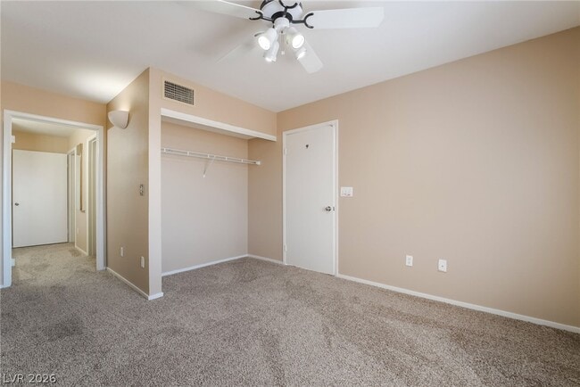 Photo - 8070 W Russell Rd Unit 2024