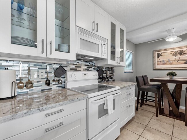 Photo - 12500 Melville Dr Unit 343D