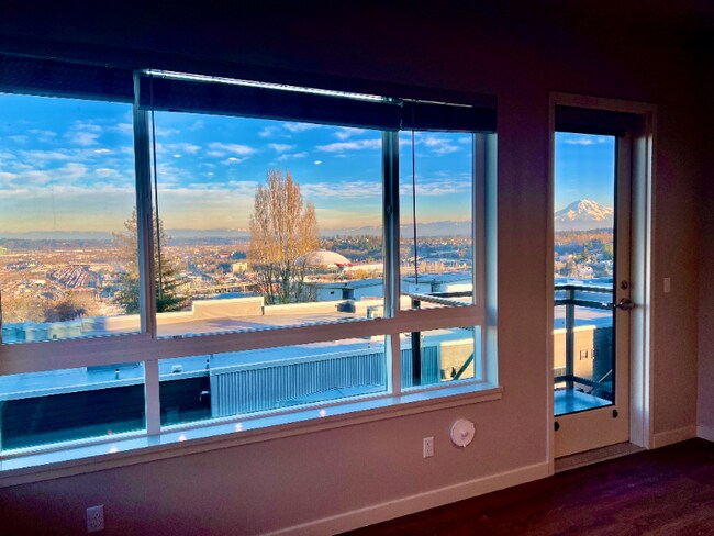 Photo - 2330 Yakima Ct Unidad D403