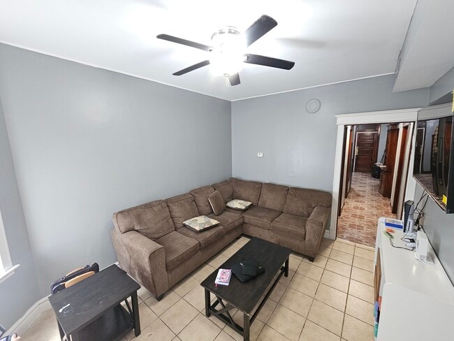 Photo - 2532 S Albany Ave Unit 1