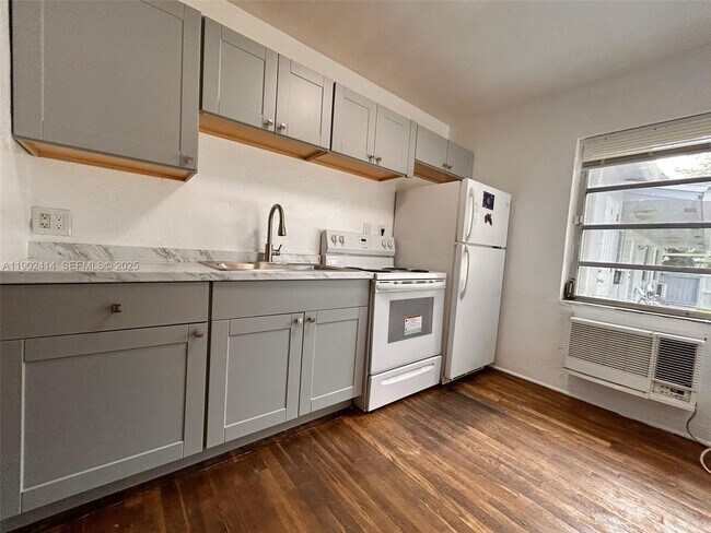 Photo - 1928 Wilson St Unit 1