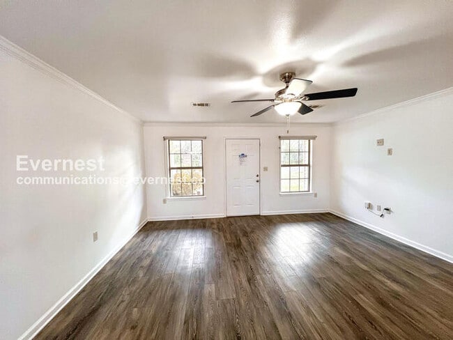 Photo - 613 Jefferson St