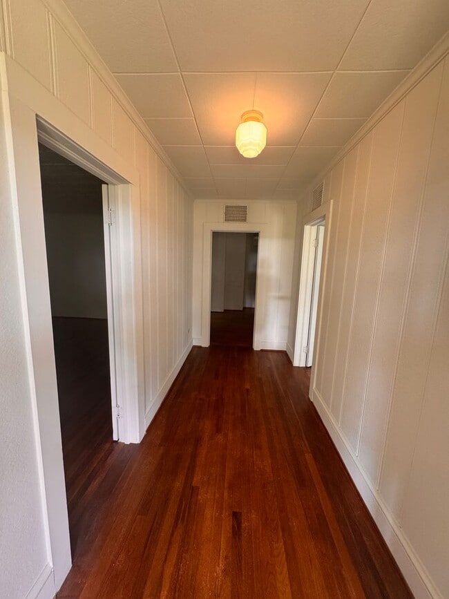 Photo - 30 N Second St (218A)