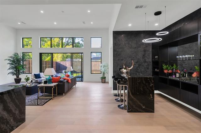 3737 Cortez Dr