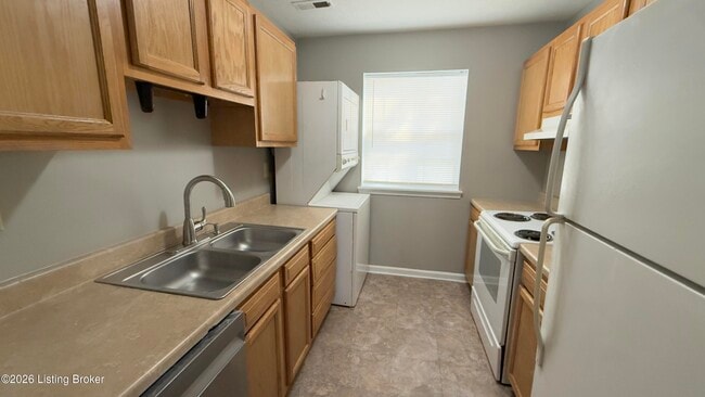 Photo - 729 E Court Ave