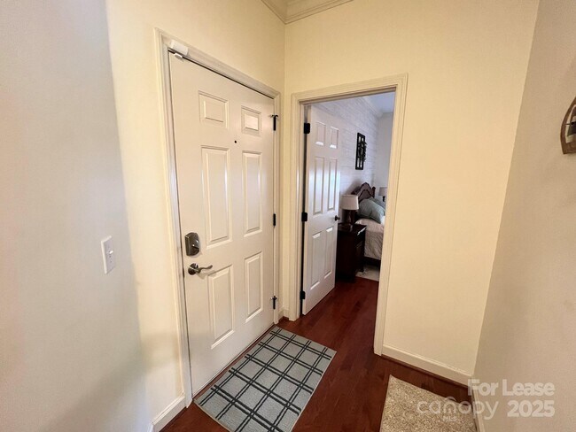 Photo - 1140 Torrence Cir