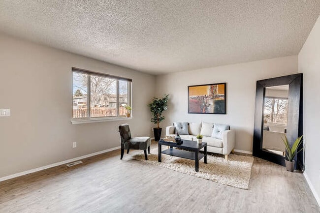 Photo - 6032 S Garland Way