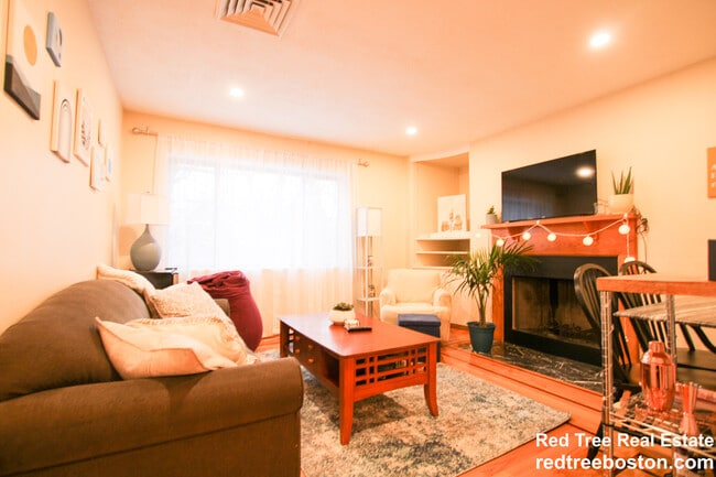 Photo - 276 Chestnut Hill Ave Unidad 3