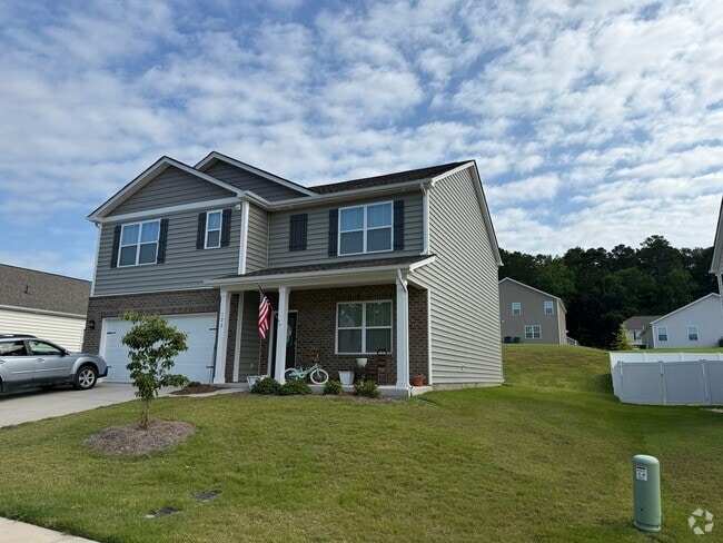 Building Photo - Like New Beautiful Home in Locust!