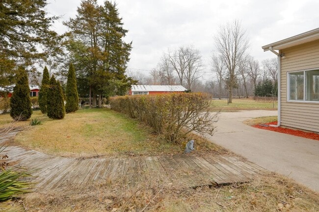 60341 Constantine Rd