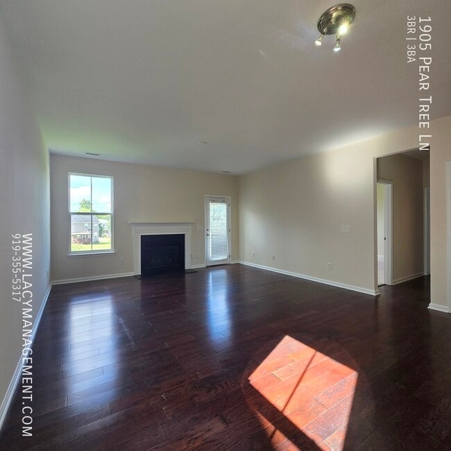 Photo - 1905 Pear Tree Ln