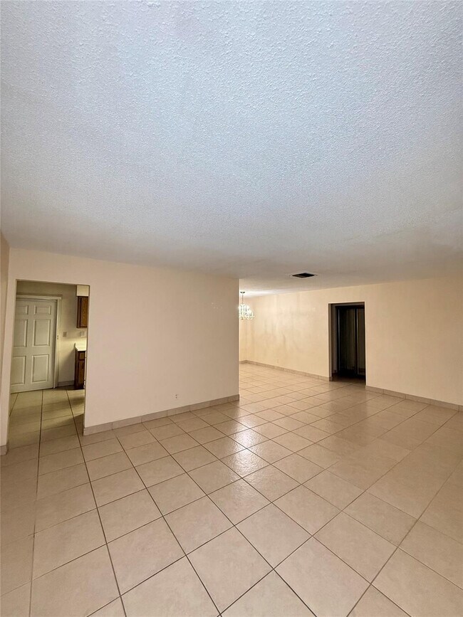 Photo - 7508 NW 67th Ave