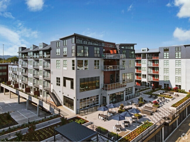 Resident Terrace - Harbor Sky