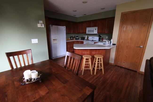 Building Photo - 1109 Bristol Ln Rental