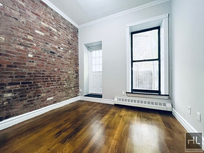 Photo - EAST 28 STREET Unidad 1B