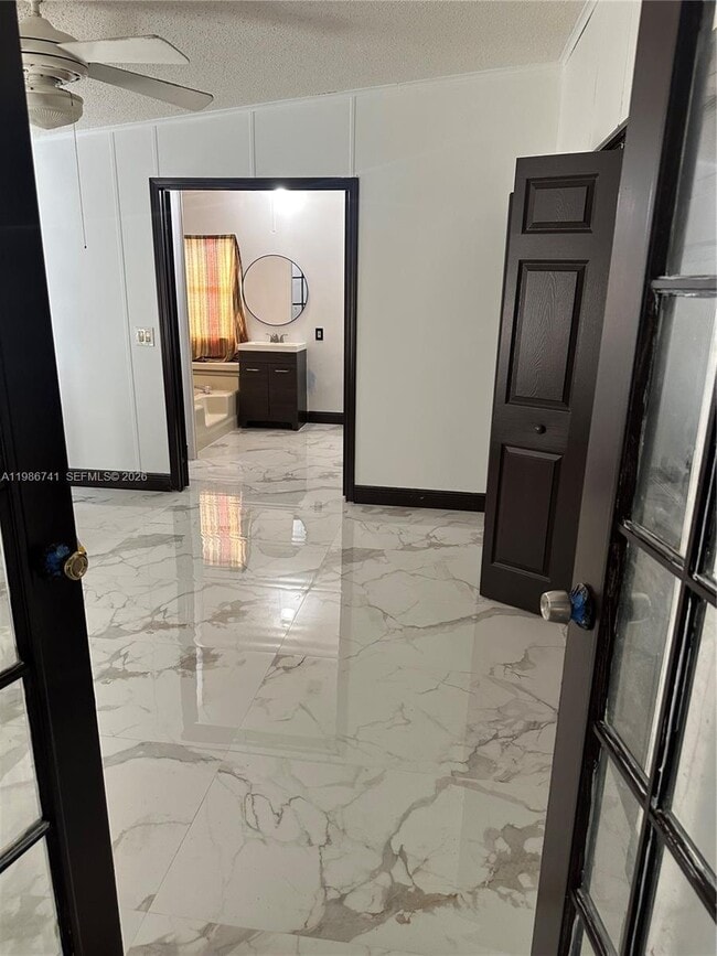 Building Photo - 19800 SW 180th Ave