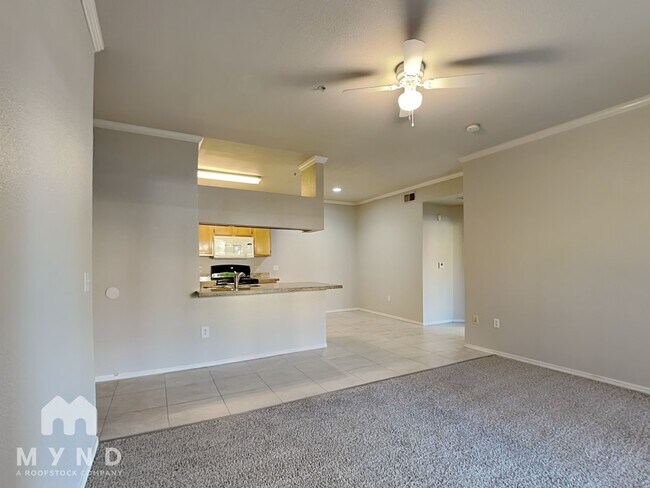 Photo - 5401 E Van Buren St Unidad 1042