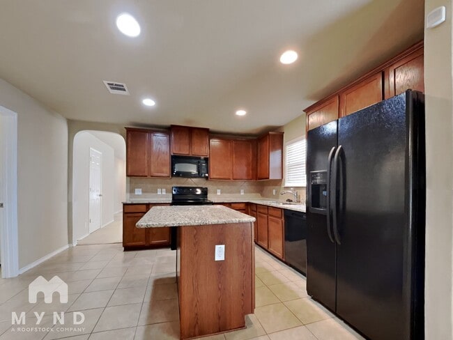 Photo - 114 Arcadia Pl