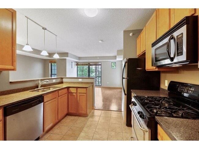 Photo - 2565 Franklin Ave Unidad 213