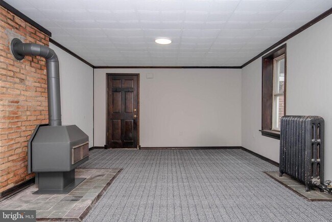 Photo - 2522 Madison Ave