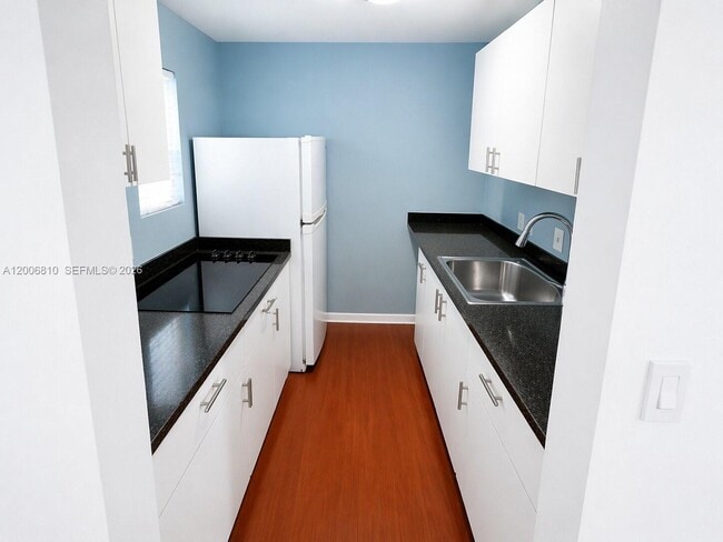 Photo - 3547 SW 24th St Unit Studio