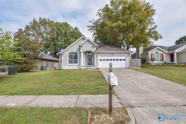Photo - 2542 Bonnie Oaks Dr SW