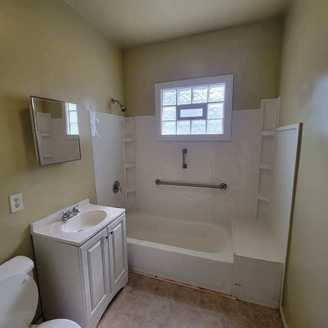 Photo - "Charming 3-Bed Oasis with Full Bath on East New York Street, Indianapolis!"