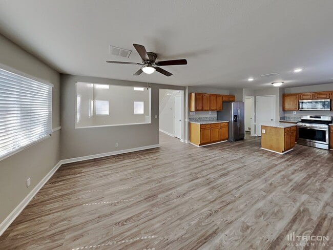 Photo - 1933 Desert Sage Ave