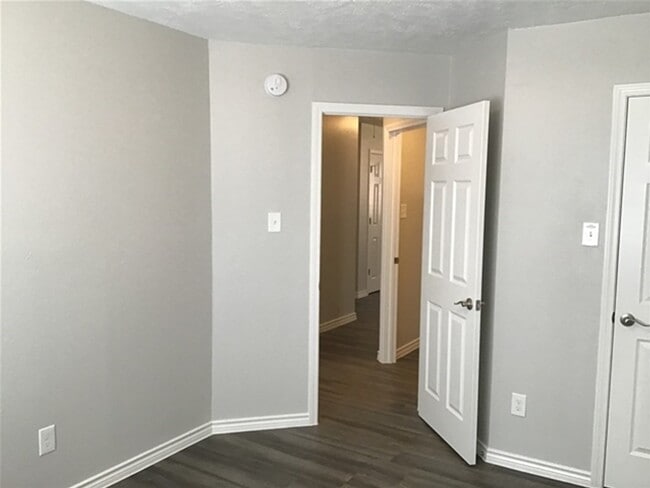 Building Photo - 5026 Chase Stone Dr