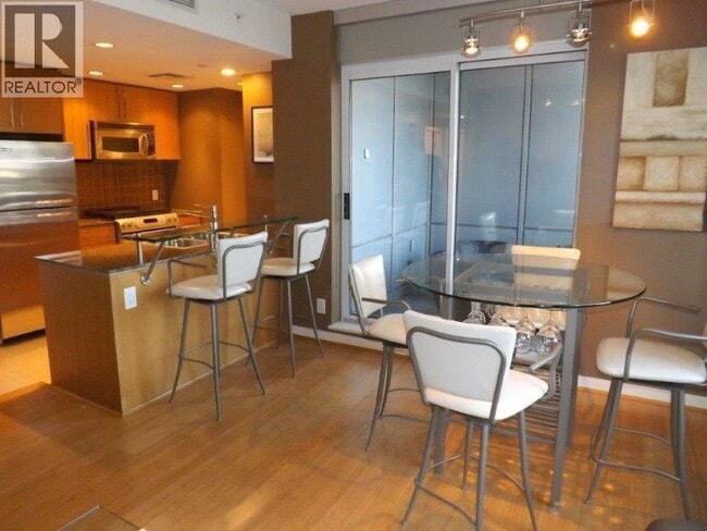 Photo - 638 Beach Crescent Unité 906