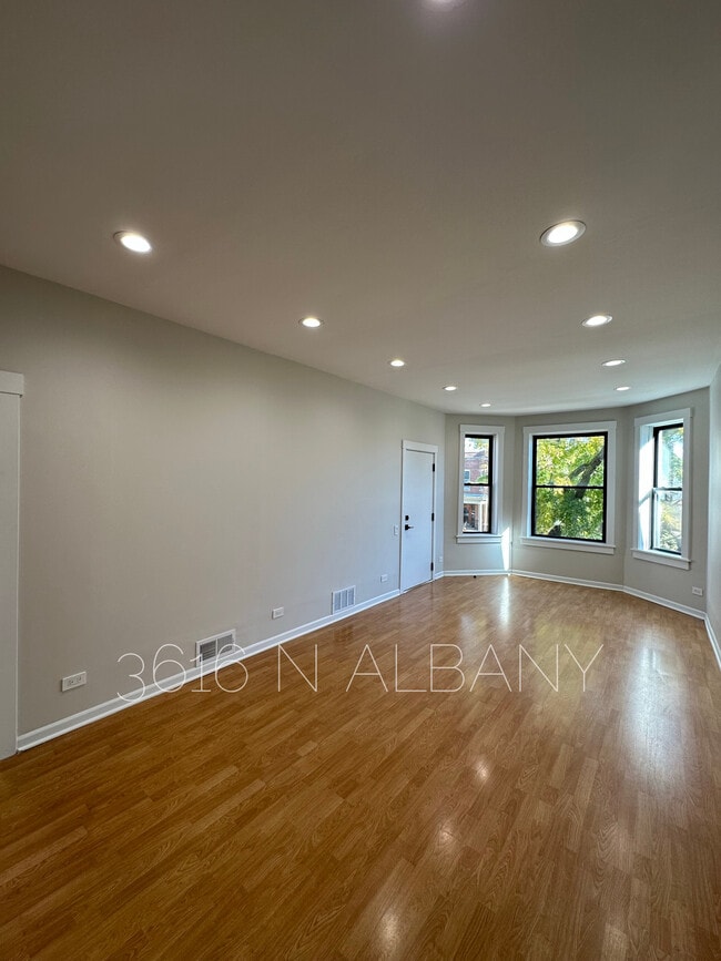 Photo - 3616 N Albany Ave Unit 2